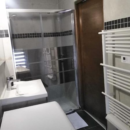 Detente - Appartement Et Poutres Apparentes Béziers Buitenkant foto