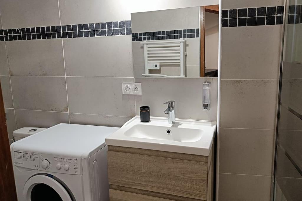 Detente - Appartement Et Poutres Apparentes Béziers Buitenkant foto