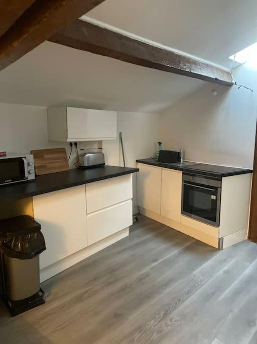 Detente - Appartement Et Poutres Apparentes Béziers Buitenkant foto